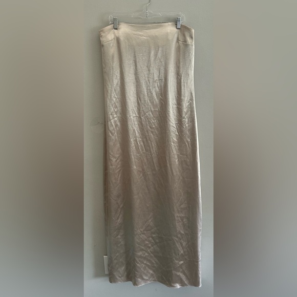 Sachin & Babi Stella Strapless Hammered Back Slit Satin Gown Size 12 Champagne - Picture 6 of 13